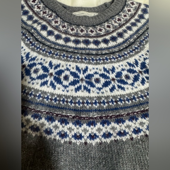 Abercrombie & Fitch Gray Nordic Pattern Crewneck Sweater size S - Picture 4 of 10